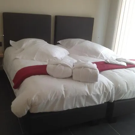 Aparthotel Trilogie & Gasterij 3*